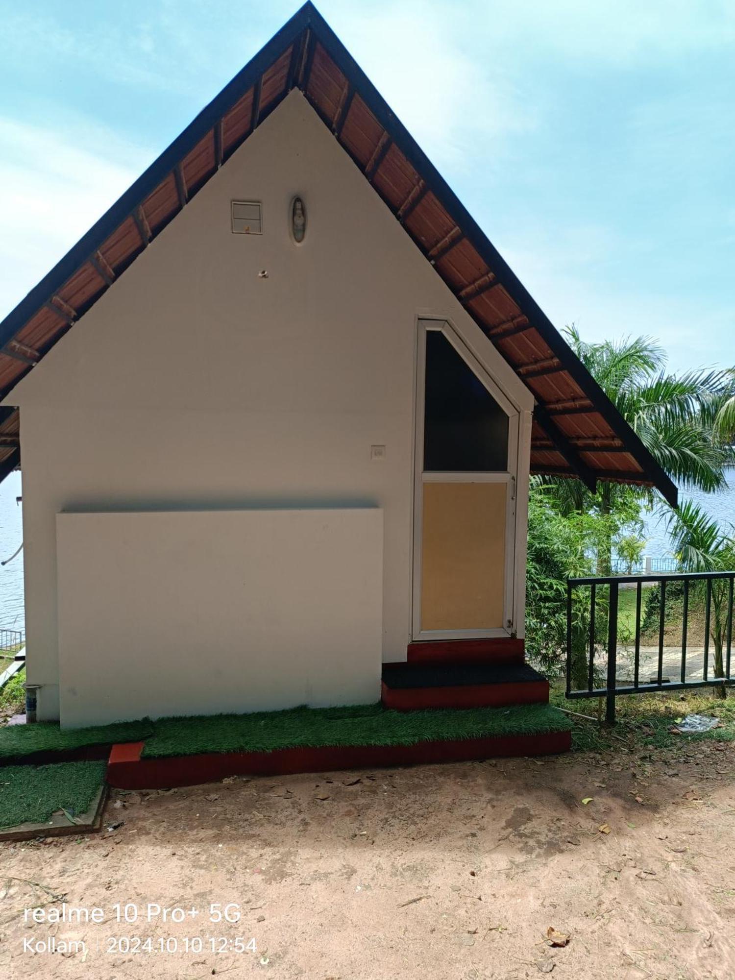 Ripples Backwater Resort, โกลลัม ภายนอก รูปภาพ
